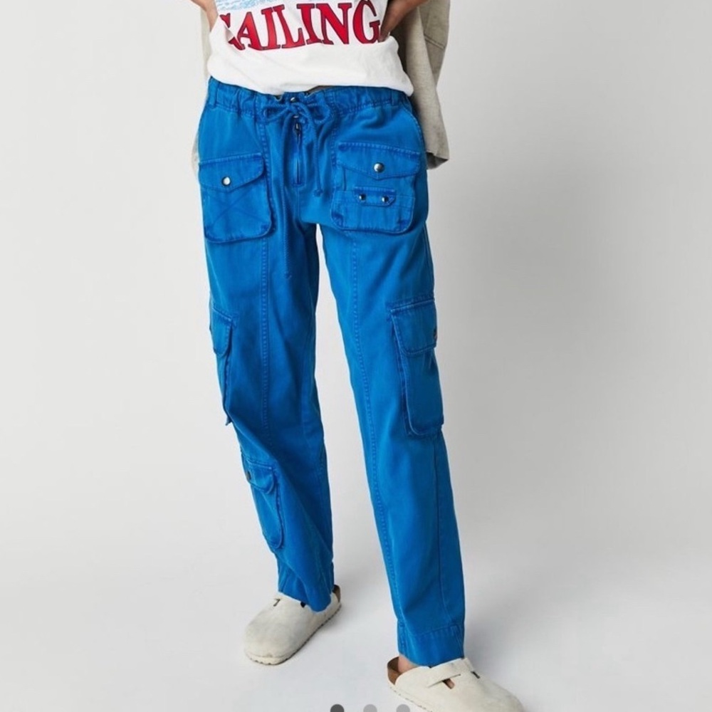 NWOT Free People Tahiti Cargo Pants Utility Low Rise Catalina Blue size small